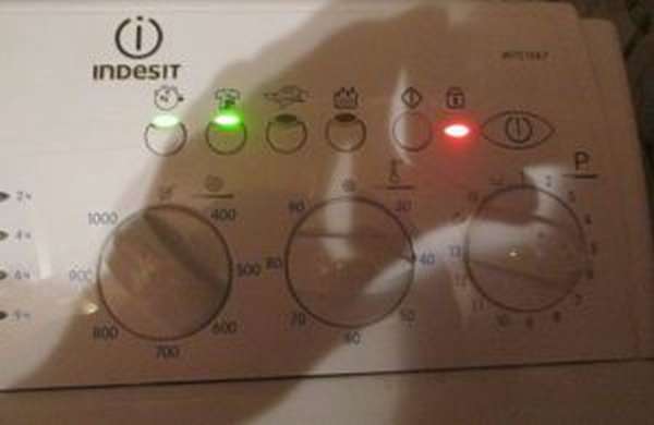 Ошибка F12 на стиральной машине Indesit